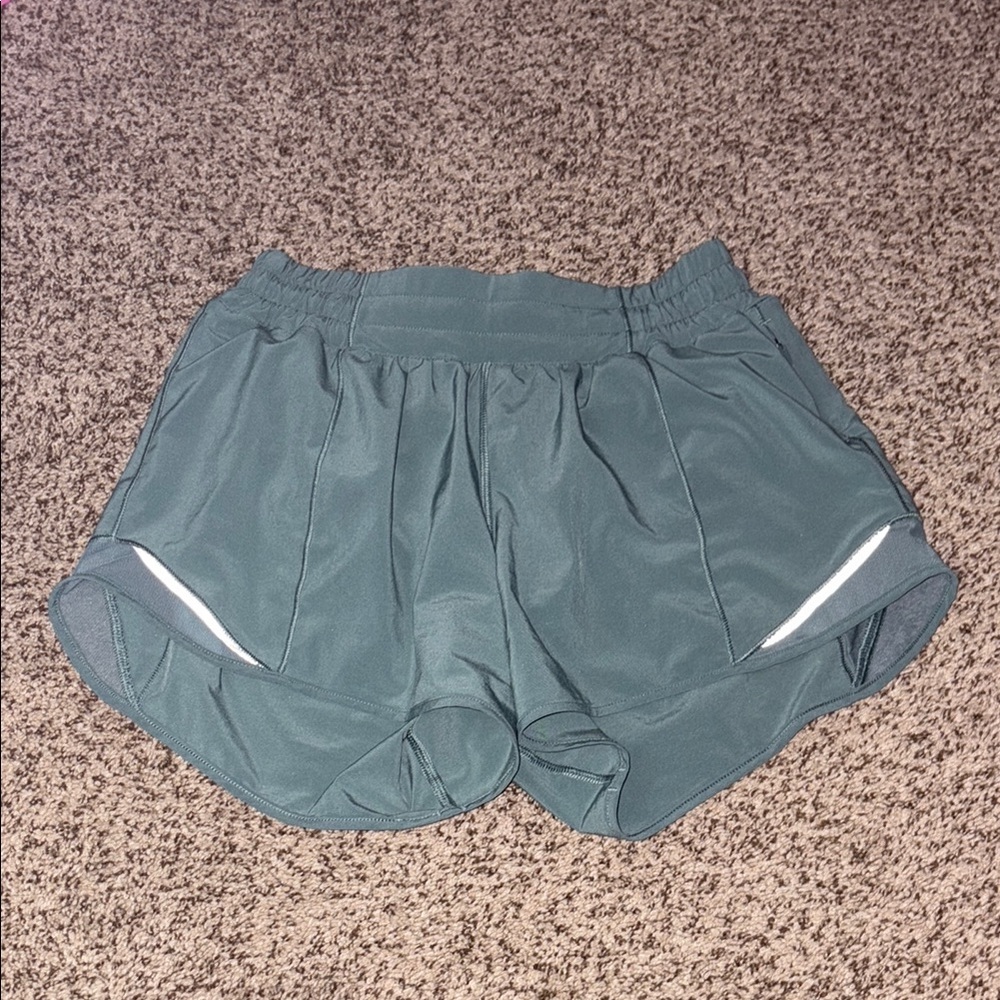 LULULEMON hottie hot shorts